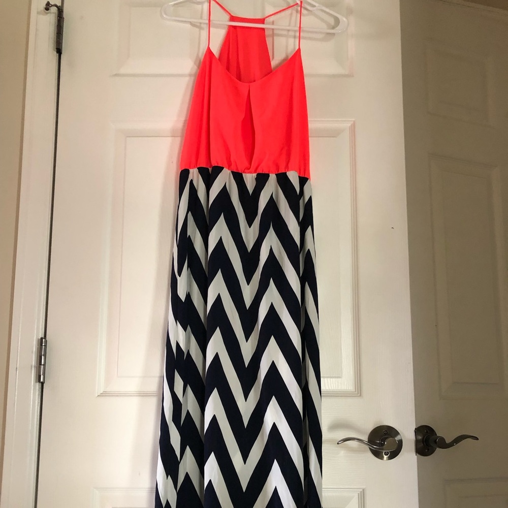 Pink Lily Boutique Maxi Dress. Navy/white chevron.